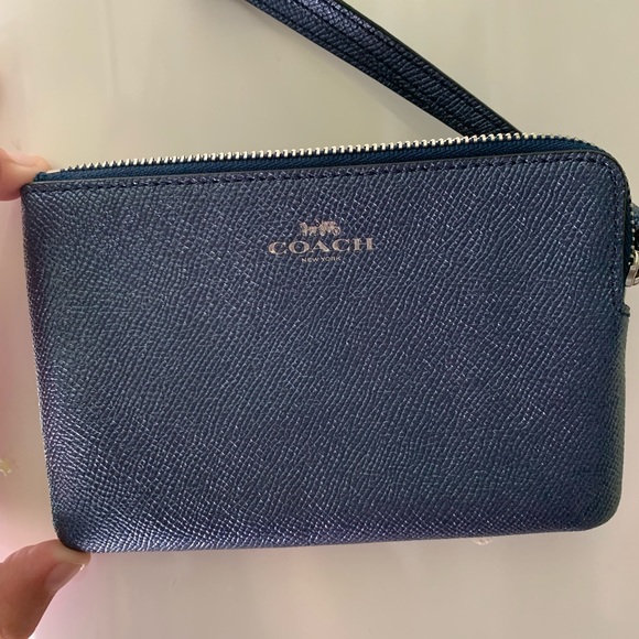Coach Handbags - Coach Wristlet / Wallet